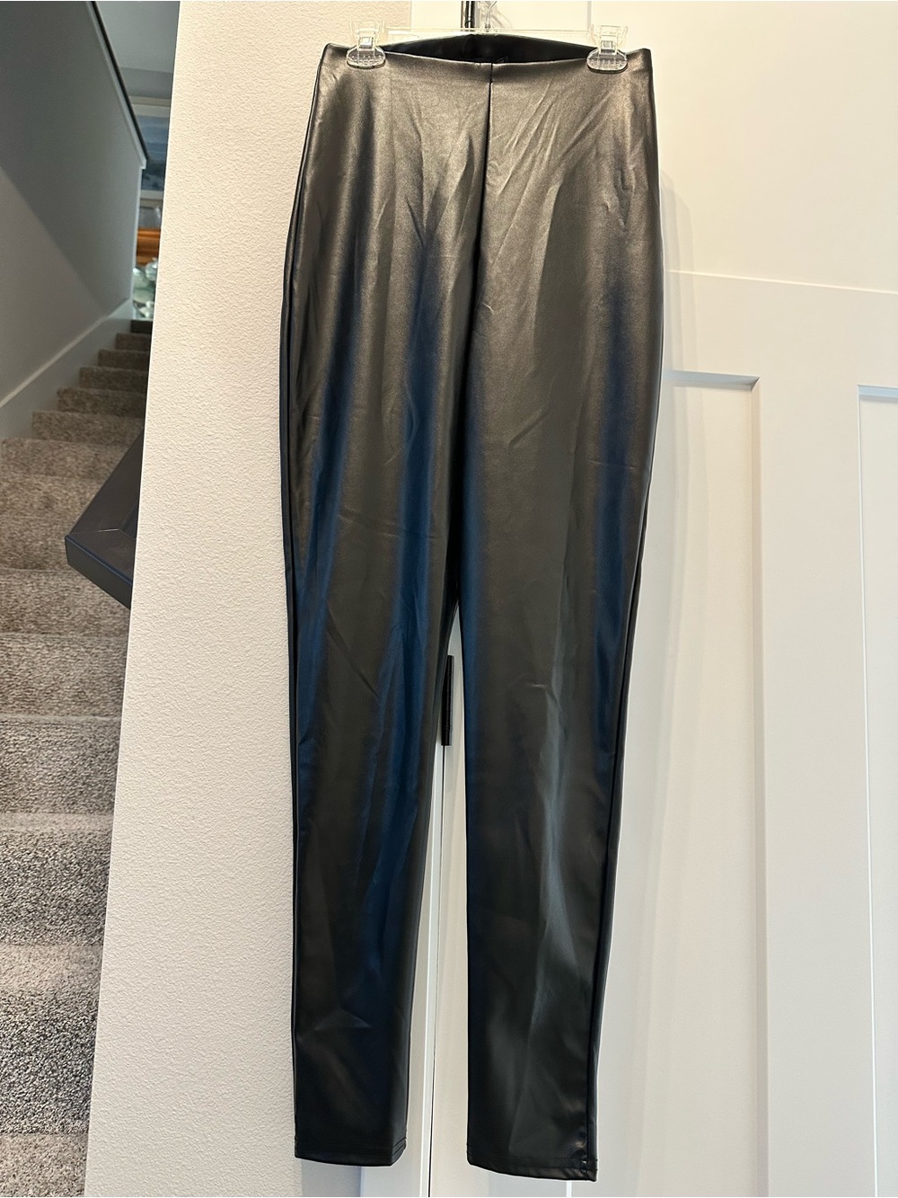 Women’s Black Faux Leather Slim Leggings Hi-Waisted size 8